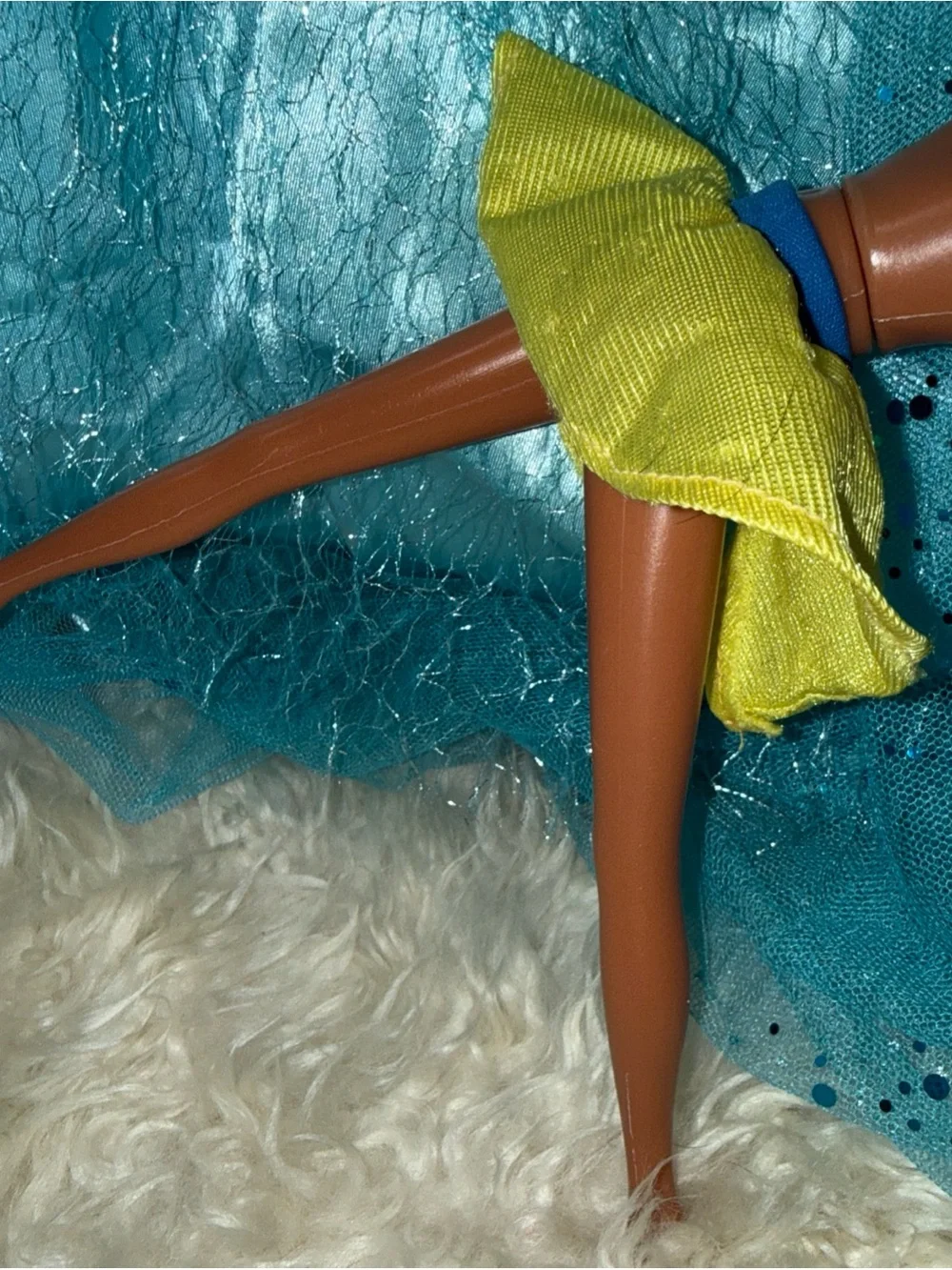 Barbie vintage yellow cheerleader skirt blue waist